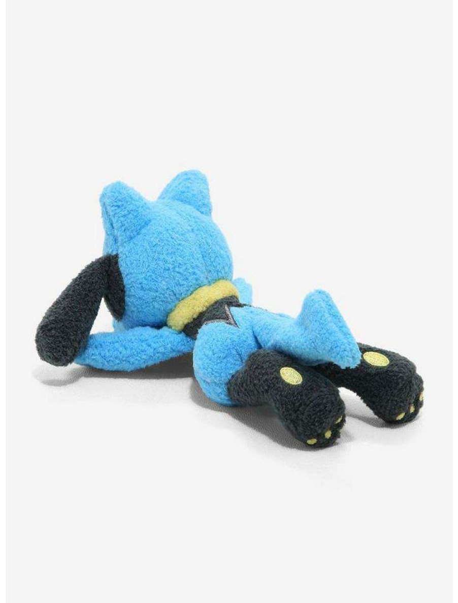 Toys & Collectibles * | Best Pirce Pokemon Sleeping Riolu Plush